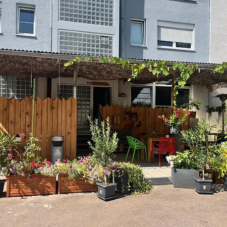 Am Hafen Bed & Breakfast *